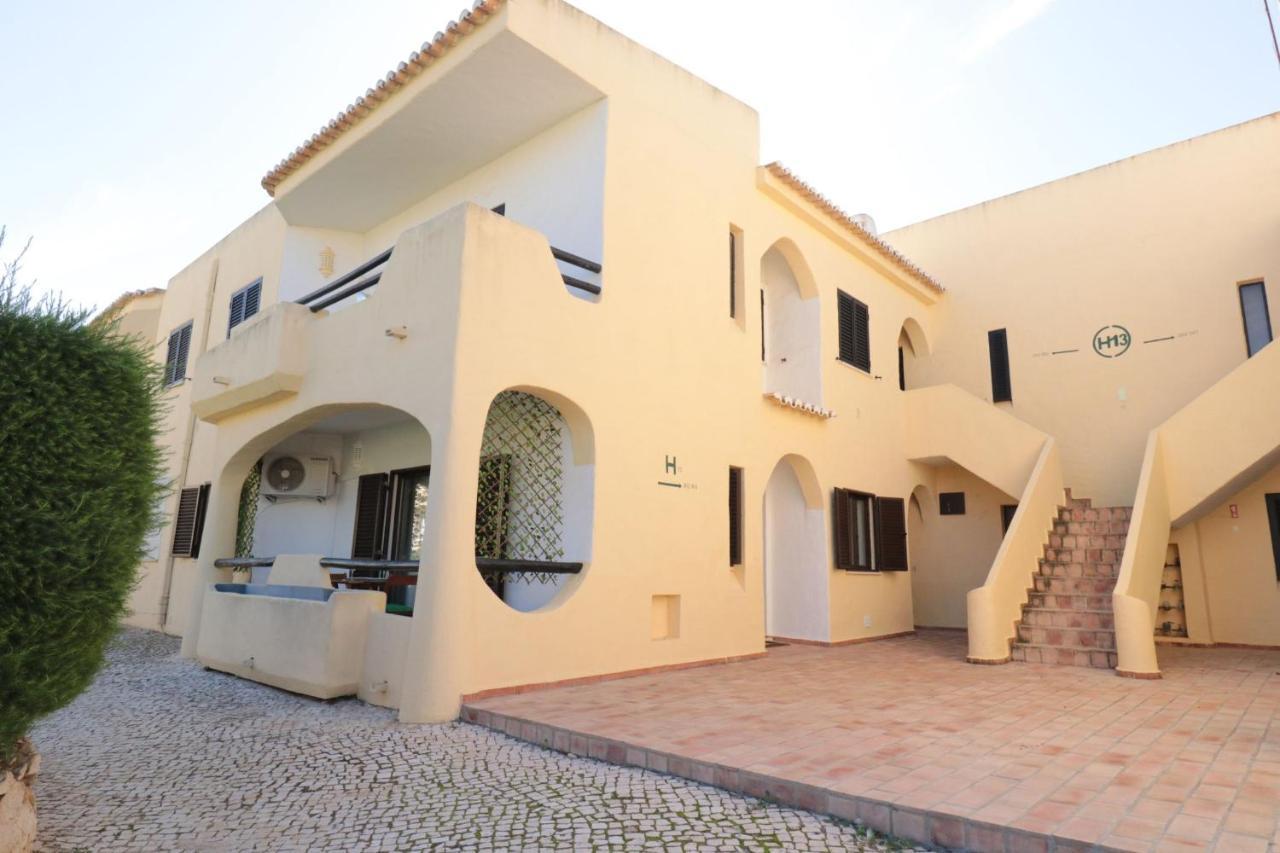 Lovelystay - Cozy 1Br Flat In Alvor With Ac And Balcony Eksteriør billede