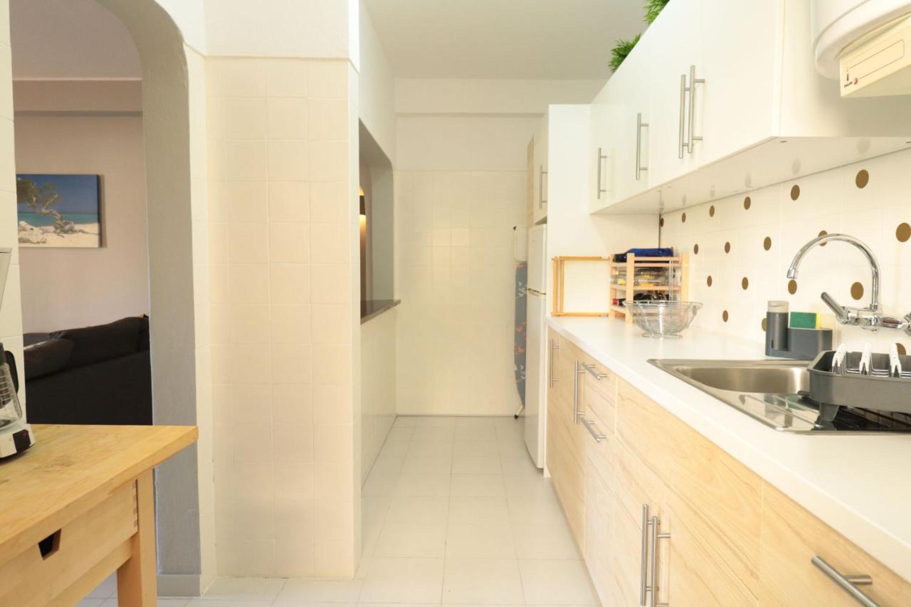 Lovelystay - Cozy 1Br Flat In Alvor With Ac And Balcony Eksteriør billede