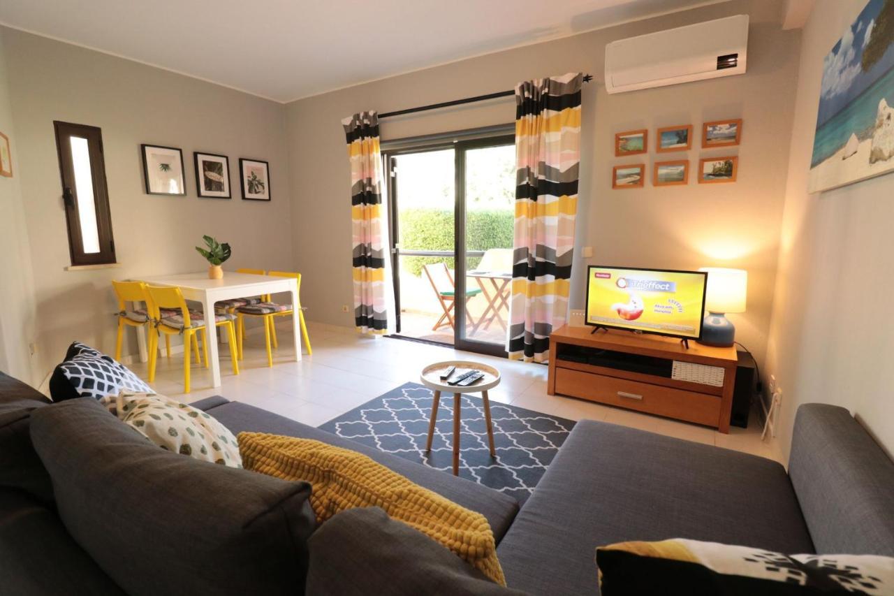 Lovelystay - Cozy 1Br Flat In Alvor With Ac And Balcony Eksteriør billede