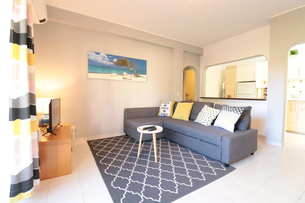Lovelystay - Cozy 1Br Flat In Alvor With Ac And Balcony Eksteriør billede
