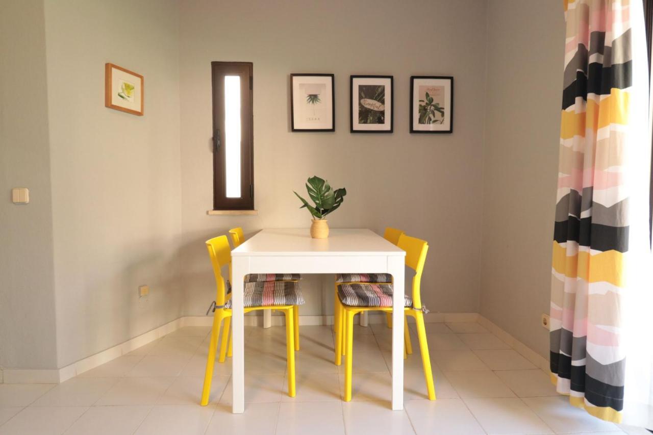 Lovelystay - Cozy 1Br Flat In Alvor With Ac And Balcony Eksteriør billede