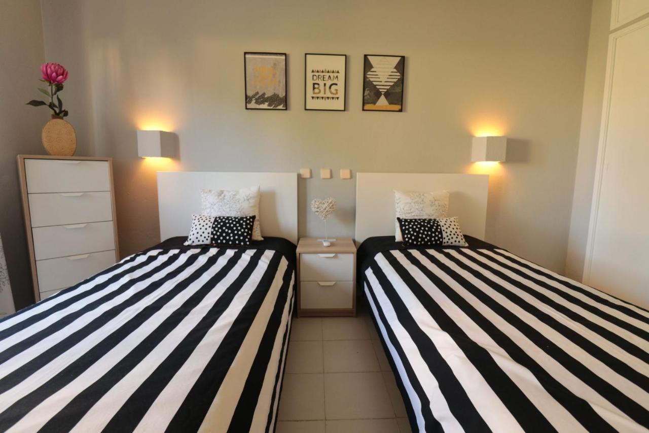Lovelystay - Cozy 1Br Flat In Alvor With Ac And Balcony Eksteriør billede