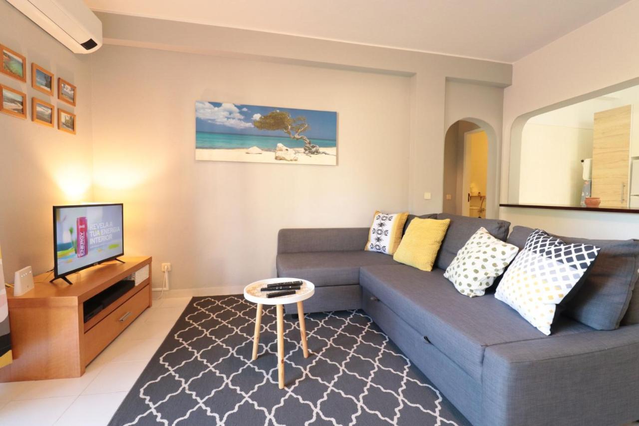 Lovelystay - Cozy 1Br Flat In Alvor With Ac And Balcony Eksteriør billede